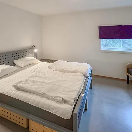2 Bedroom Lovely In *